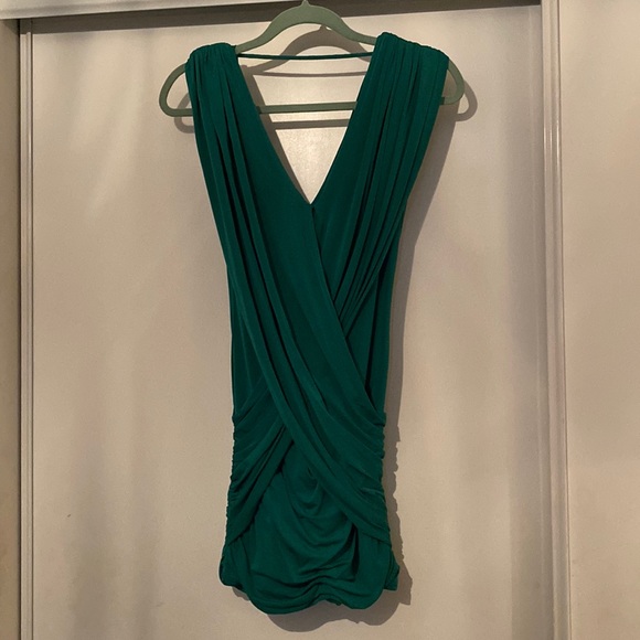 BCBG MAX AZRIA green Alondra dress. - Picture 3 of 8